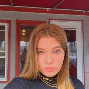 Meet your Posher, Jillian